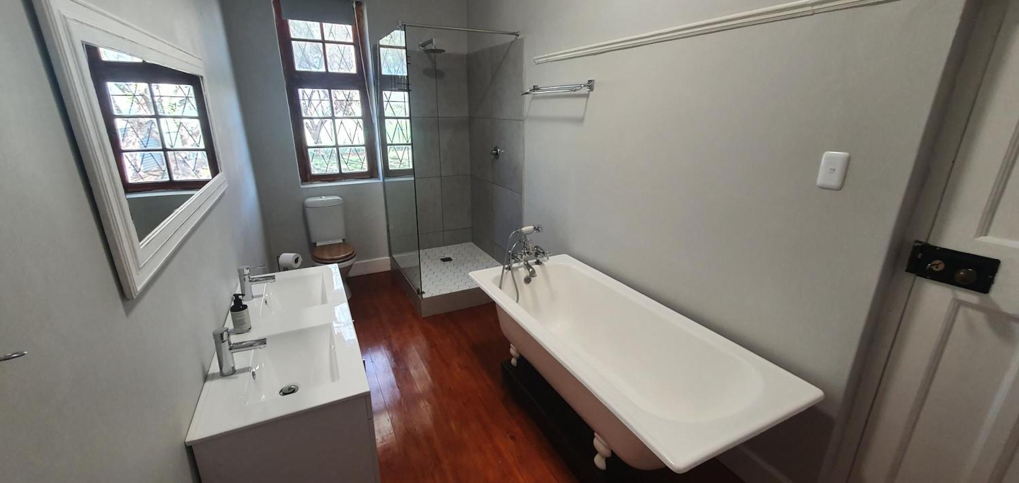 Villa Karoo Leeu Self Catering Oudtshoorn Exterior foto