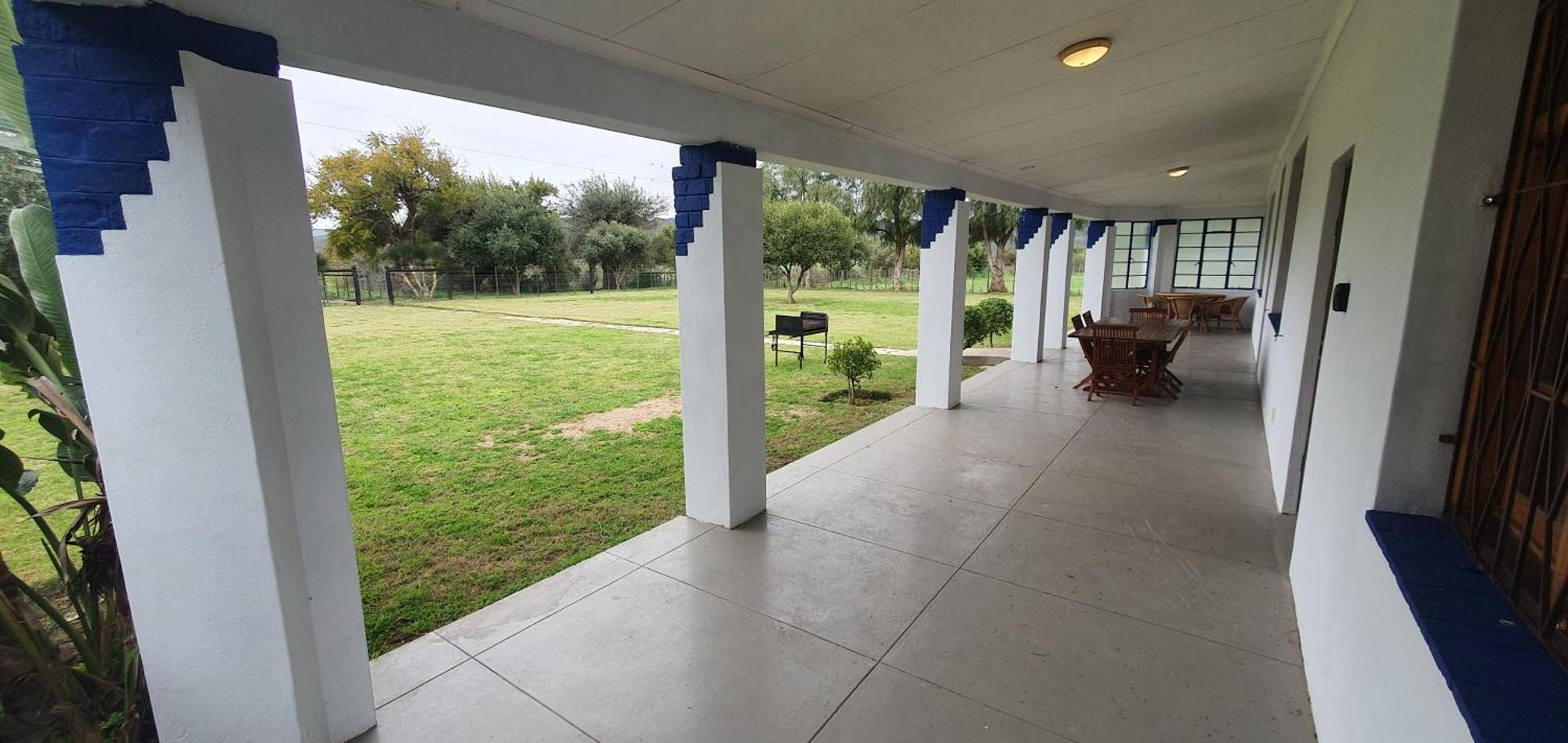 Villa Karoo Leeu Self Catering Oudtshoorn Exterior foto
