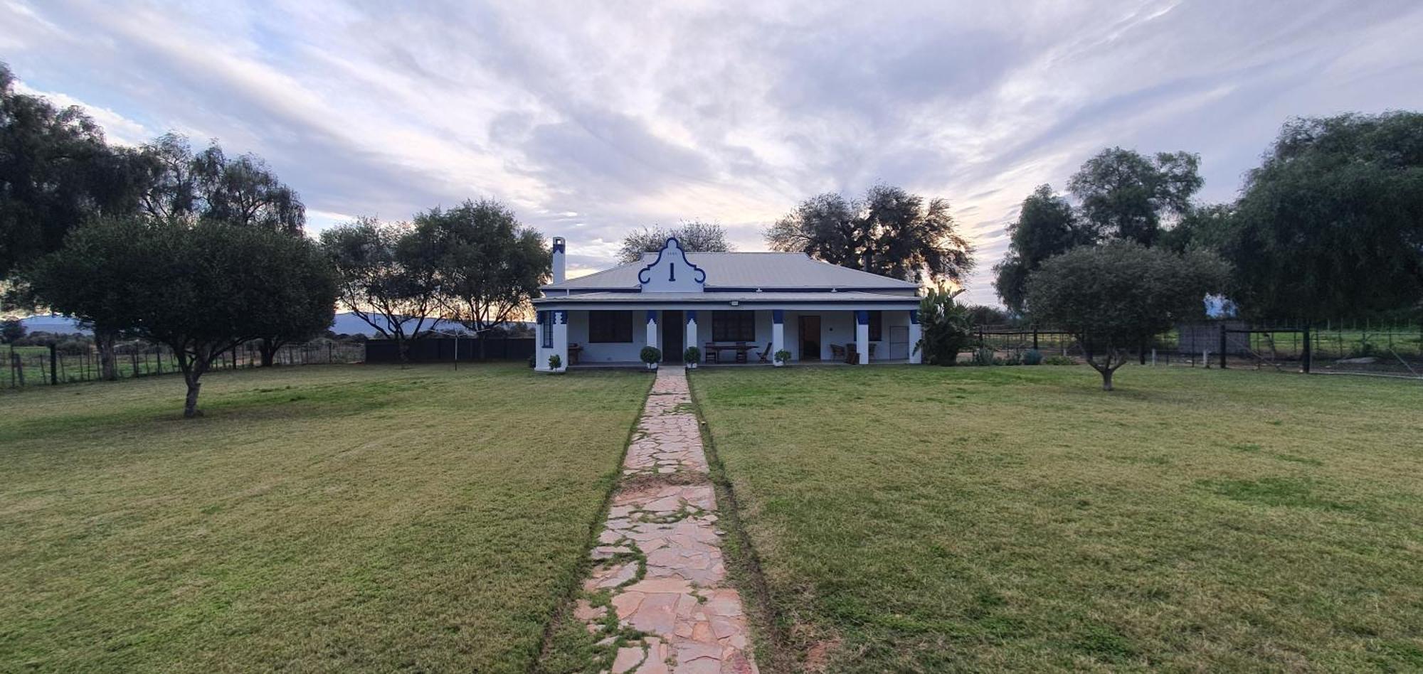 Villa Karoo Leeu Self Catering Oudtshoorn Exterior foto