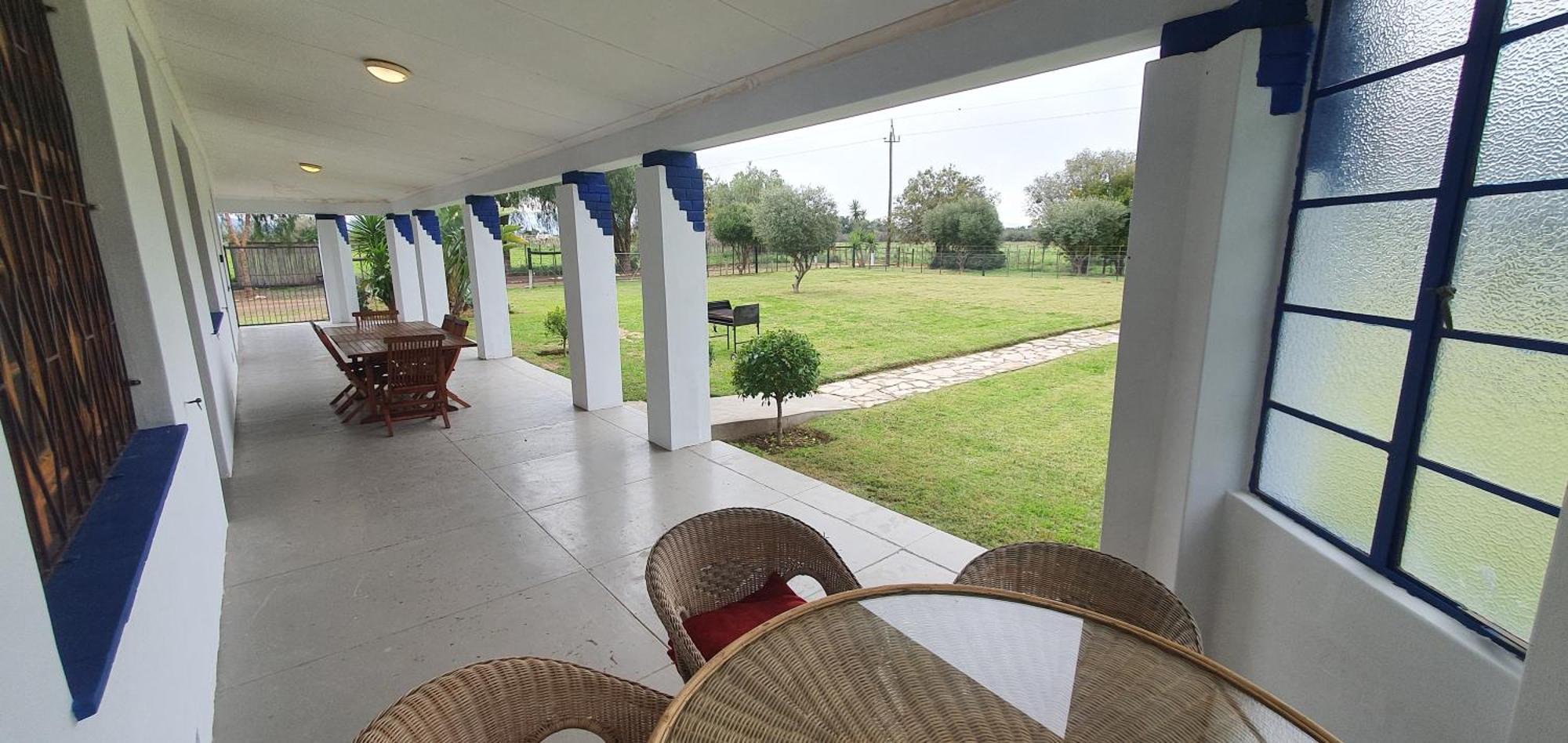 Villa Karoo Leeu Self Catering Oudtshoorn Exterior foto