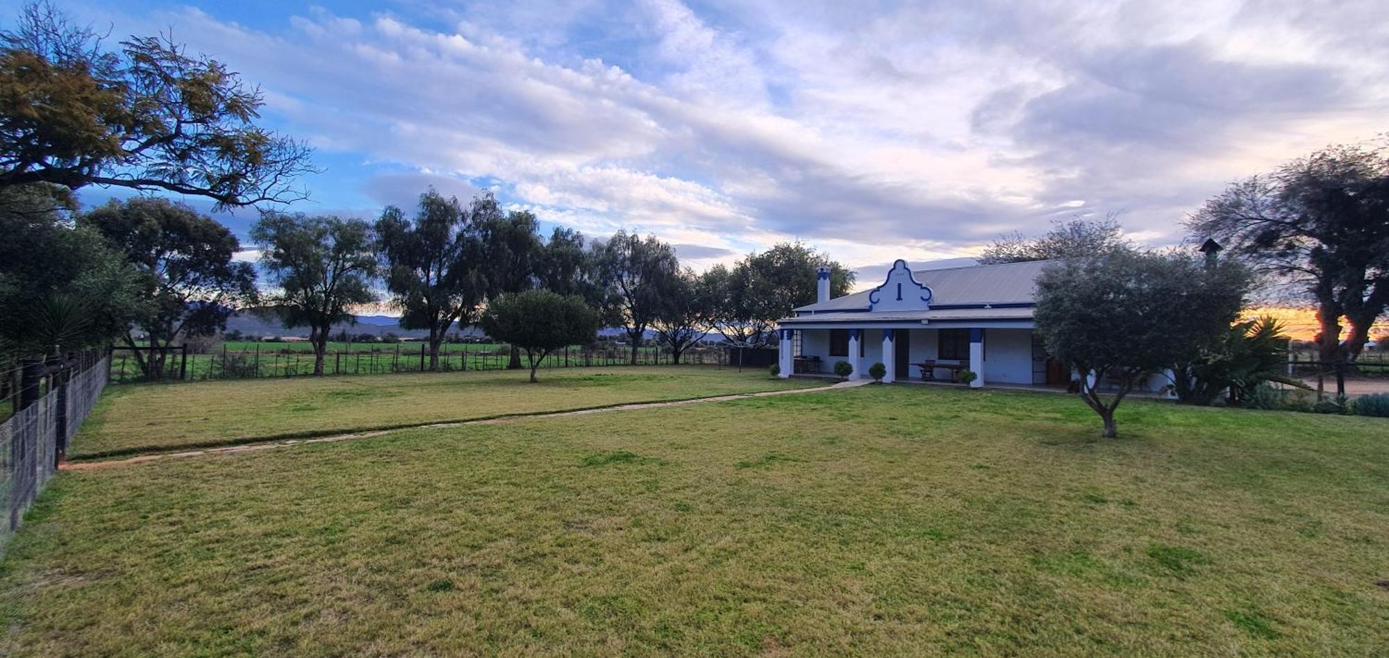 Villa Karoo Leeu Self Catering Oudtshoorn Exterior foto