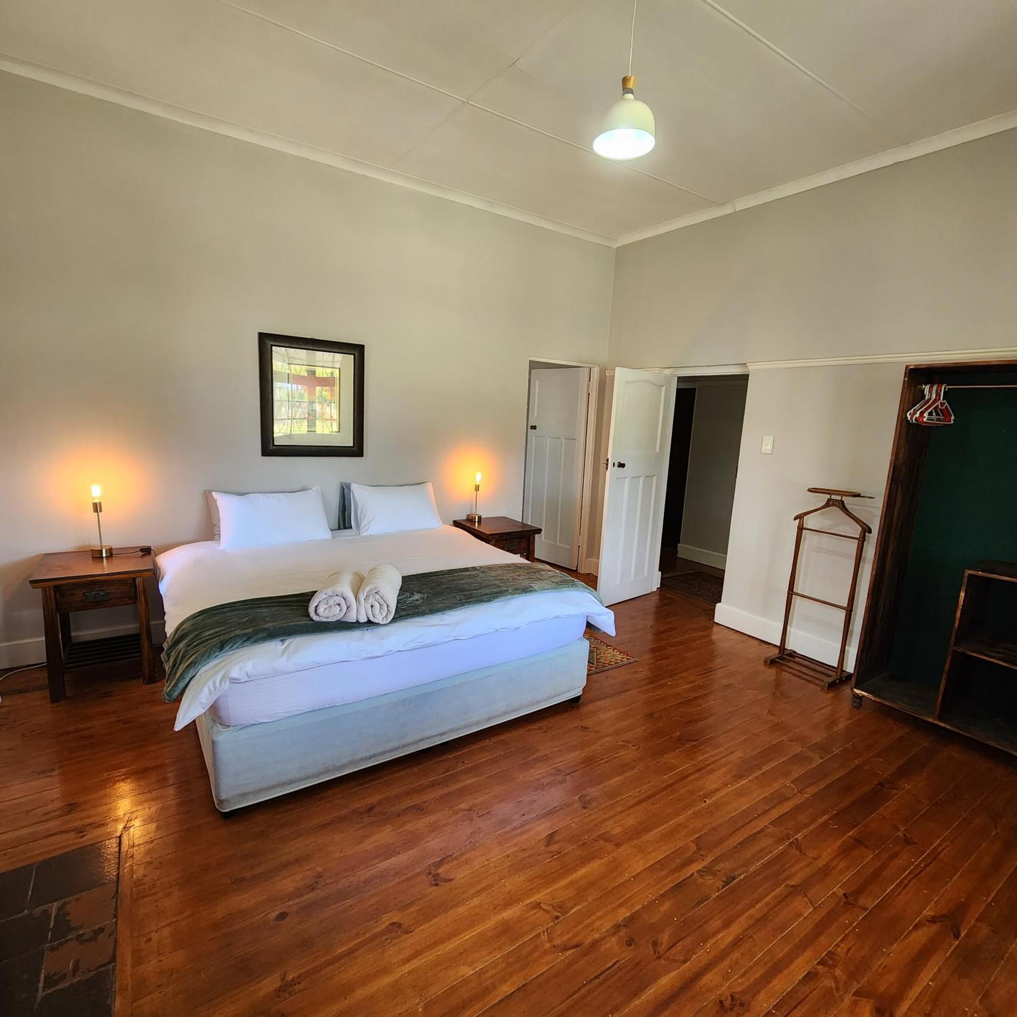 Villa Karoo Leeu Self Catering Oudtshoorn Exterior foto